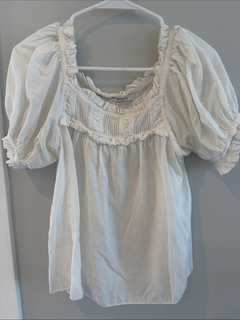 Doen Cream Smocked Square-Neck Puff Sleeve Top